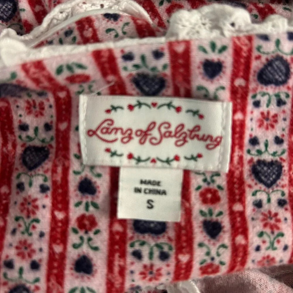 Lanz of Salzburg Red Tyrolean Hearts Flannel Nightgown Size Small - Picture 3 of 7